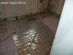 Просмотр фото... Квартира гостинка 1 эт. комната из кухни. 04